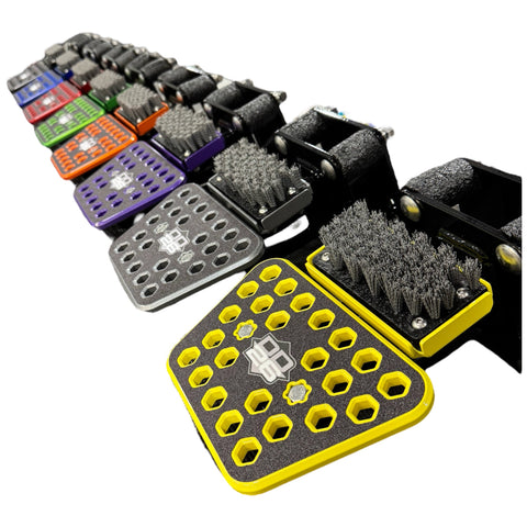 DD26 Fishing Access Step STANDARD with Kick Brush